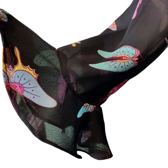 NWOT sheer butterfly blouse button up front closure size PM women's 3/4 sleeve - Picture 2 of 8